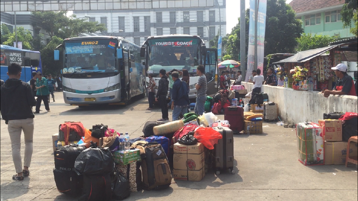 Mudik, Saat Pandemi Ancam Nyawa Keluarga